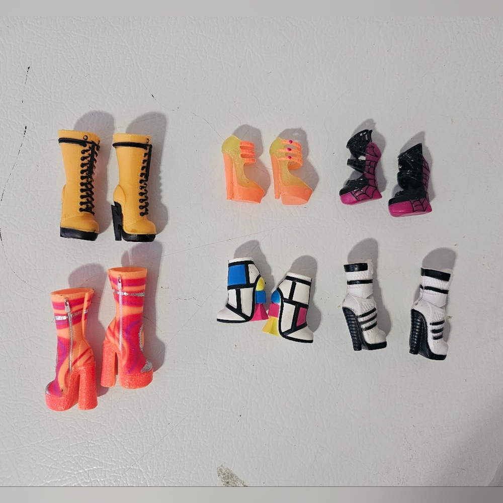 LOL Surprise Dolls OMG DOLL Shoes Set of 6